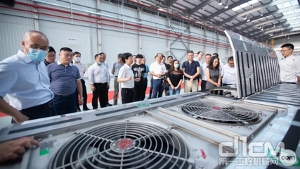 利勃海爾運輸系統(tǒng)慶祝中國平湖新公司正式開業(yè)，強化本地化法律合規(guī)布局