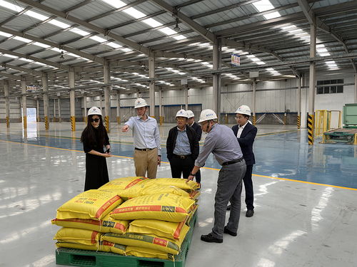 強(qiáng)化產(chǎn)業(yè)鏈協(xié)同合作，國(guó)聯(lián)股份攜肥多多走進(jìn)荊楚大地，共拓磷化工產(chǎn)品銷售新篇章